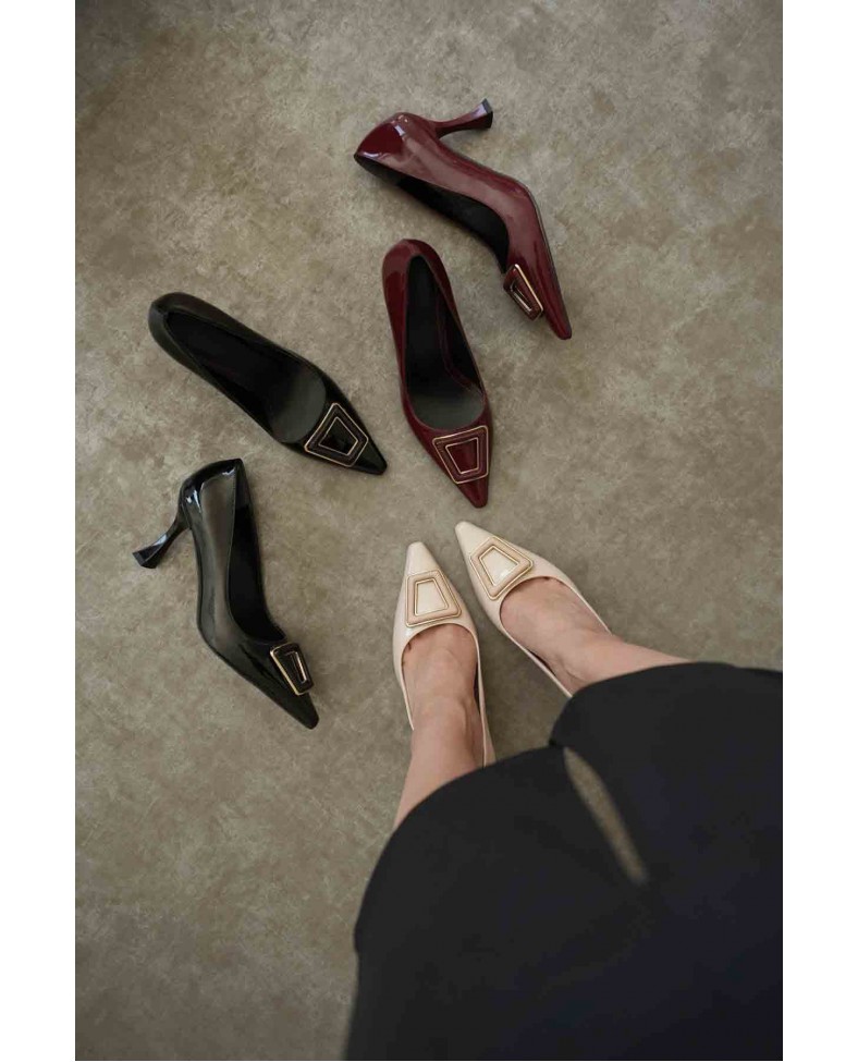 Kadın Bej Rugan Ayakkabı TR08MS09B