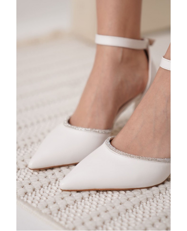 Taşlı Kadın Beyaz Topuklu Ayakkabı TR12MS02B