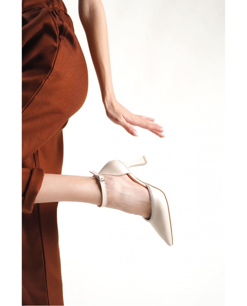 Taşlı Kadın Bej Topuklu Ayakkabı TR12MS02C