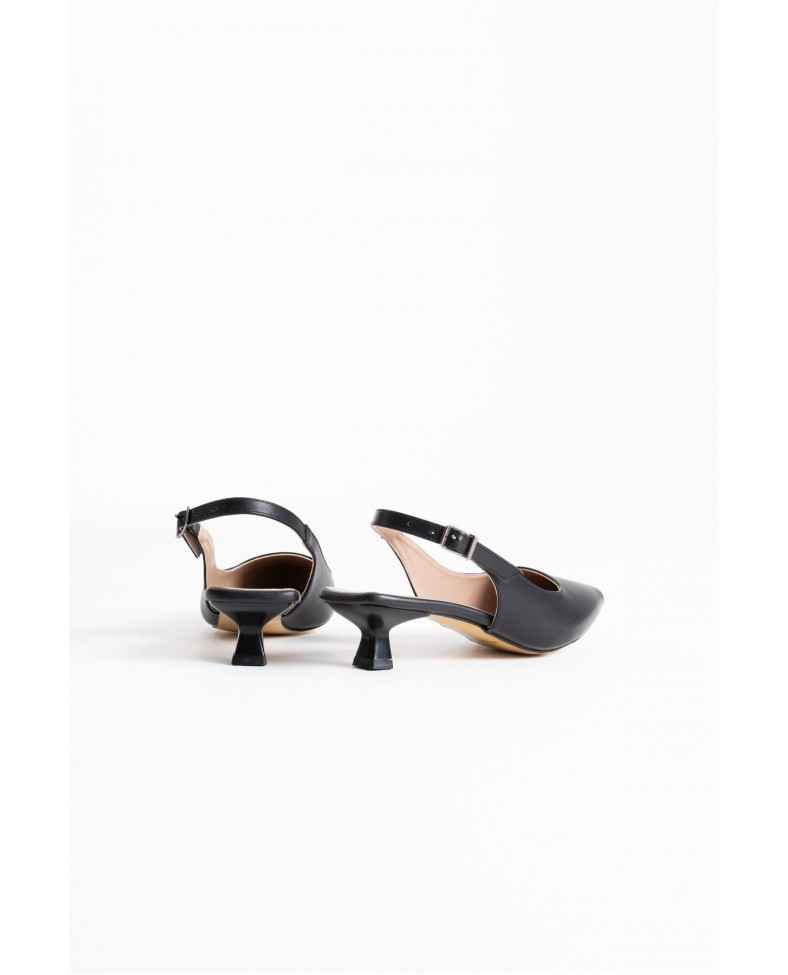 Siyah Cilt Kadın Ayakkabı TR16MS03A