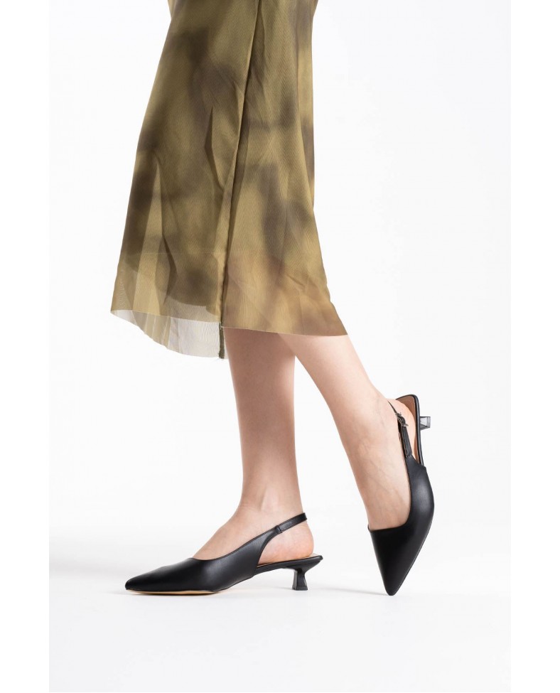 Siyah Cilt Kadın Ayakkabı TR16MS03A