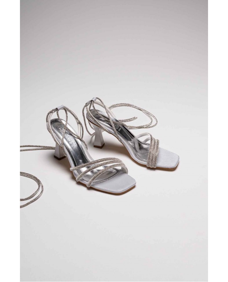 Gri Taşlı Kadın Topuklu Sandalet TR25MY02B