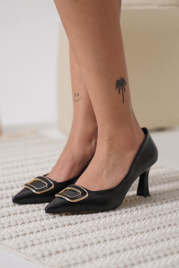 Kadın Siyah Topuklu Ayakkabı TR12MS07A