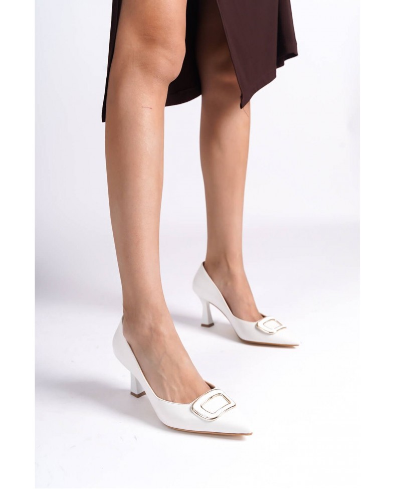 Kadın Beyaz Topuklu Ayakkabı TR12MS07B