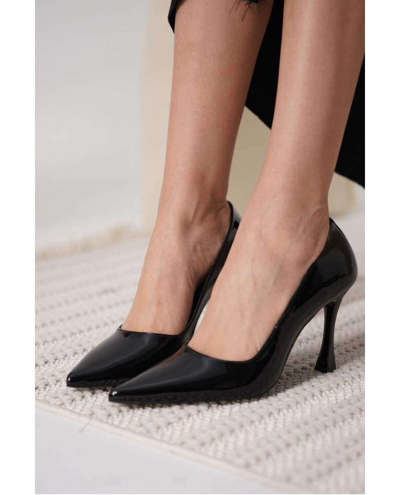 Siyah Rugan Kadın Stiletto TR18MS03A