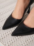 Siyah Cilt Kadın Stiletto TR18MS03F