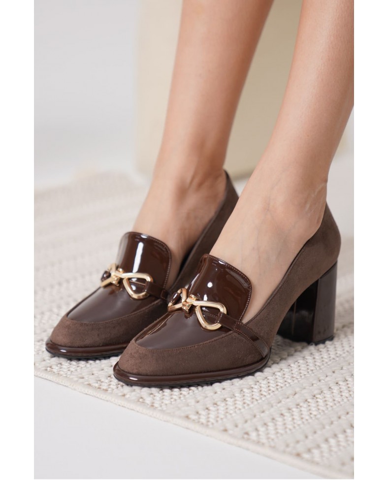 Acı Kahve Rugan Süet Detaylı Kadın Topuklu Ayakkabı TR18MS10E