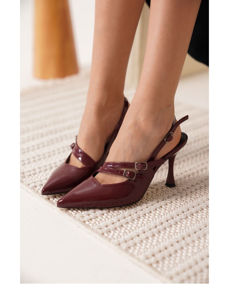 Kadın Bordo Rugan Topuklu Ayakkabı TR08MS39D