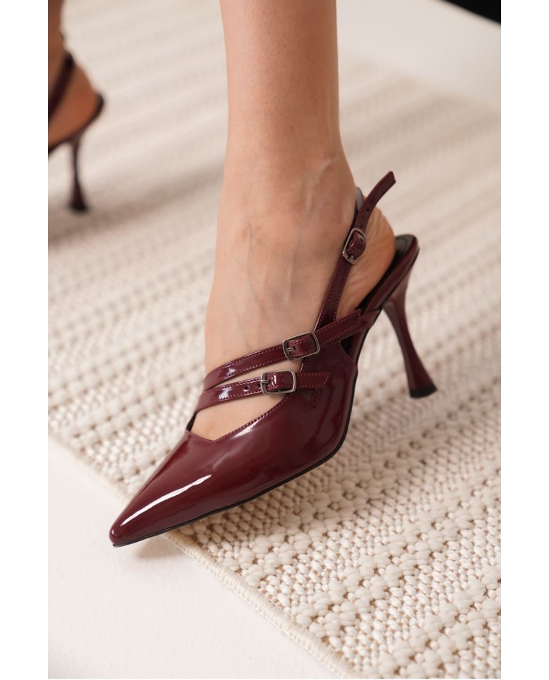 Kadın Bordo Rugan Topuklu Ayakkabı TR08MS39D