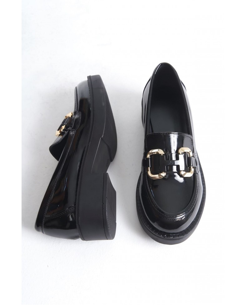 Rugan Siyah Gold Tokalı Kadın Loafer TR17MS02A