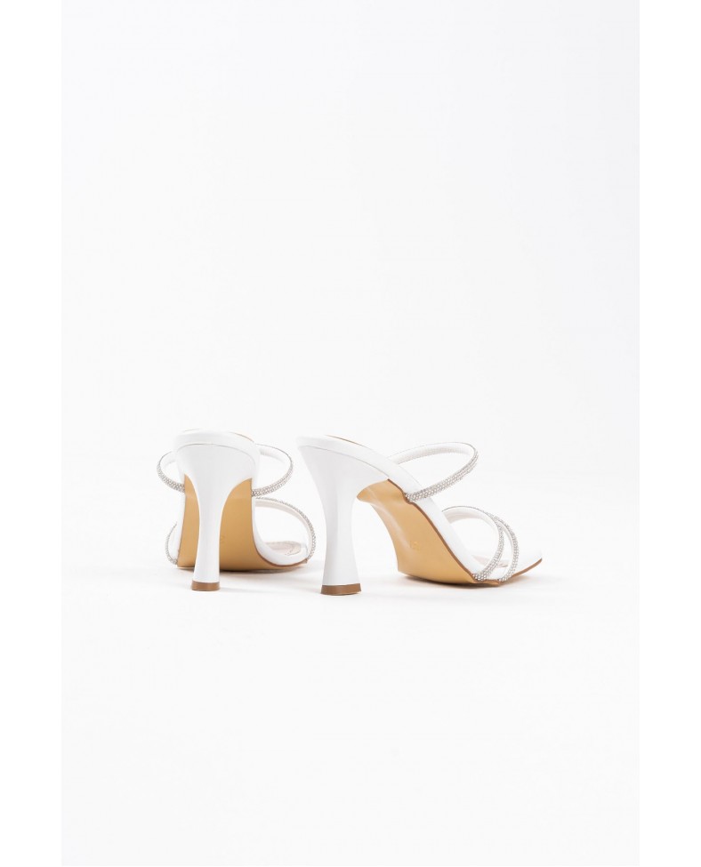 Beyaz Taşlı İnce Bantlı Kadın Topuklu Terlik TR20MY01B