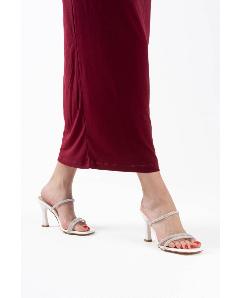 Beyaz Taşlı İnce Bantlı Kadın Topuklu Terlik TR20MY01B