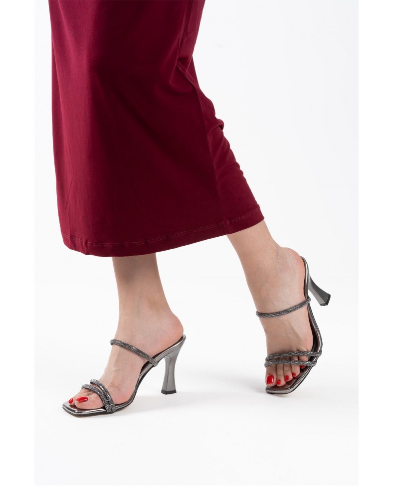 Füme Ayna Taşlı Kadın Topuklu Terlik TR20MY01G