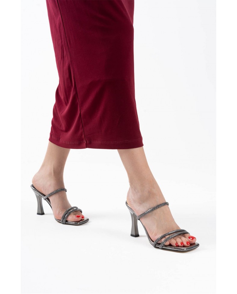 Füme Ayna Taşlı Kadın Topuklu Terlik TR20MY01G