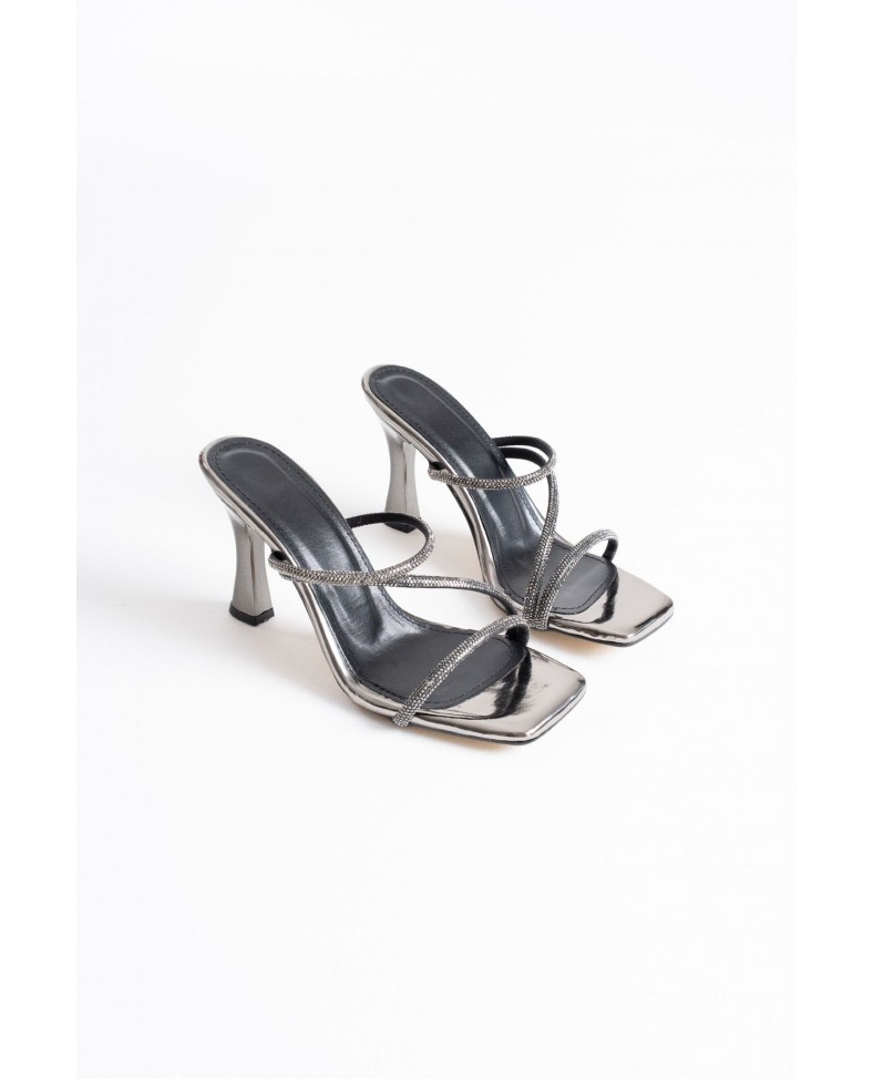 Platin Taşlı Topuklu Kadın Terlik TR20MY04E