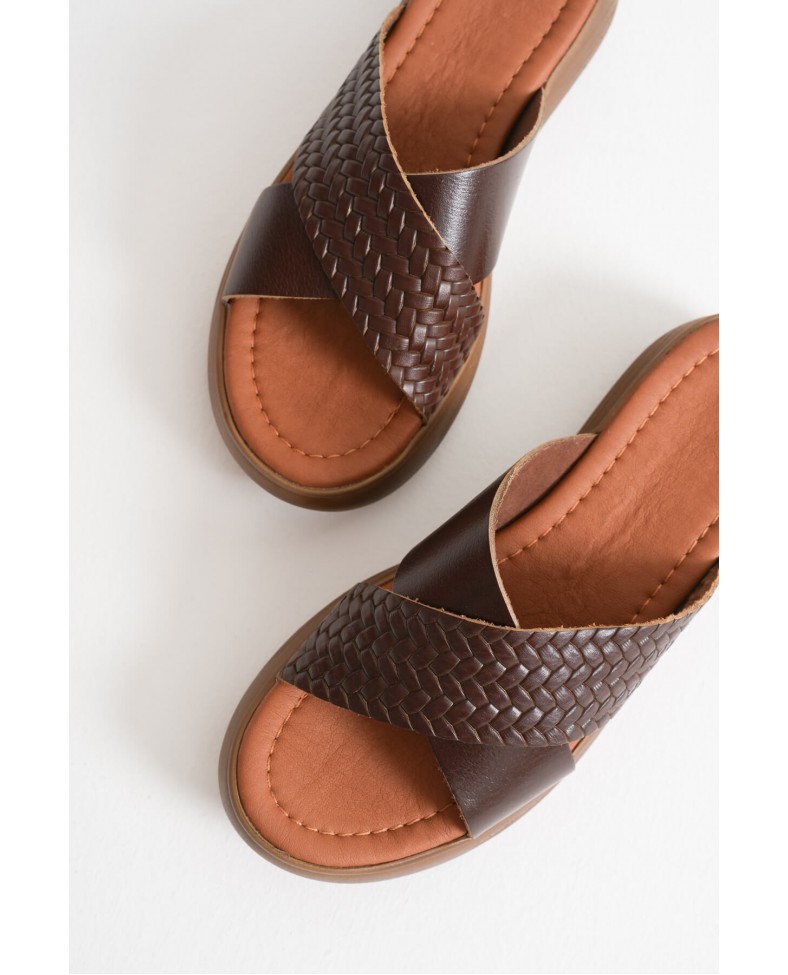 Acı Kahve Örgü Desenli Hakiki Deri Terlik TR31MY53K