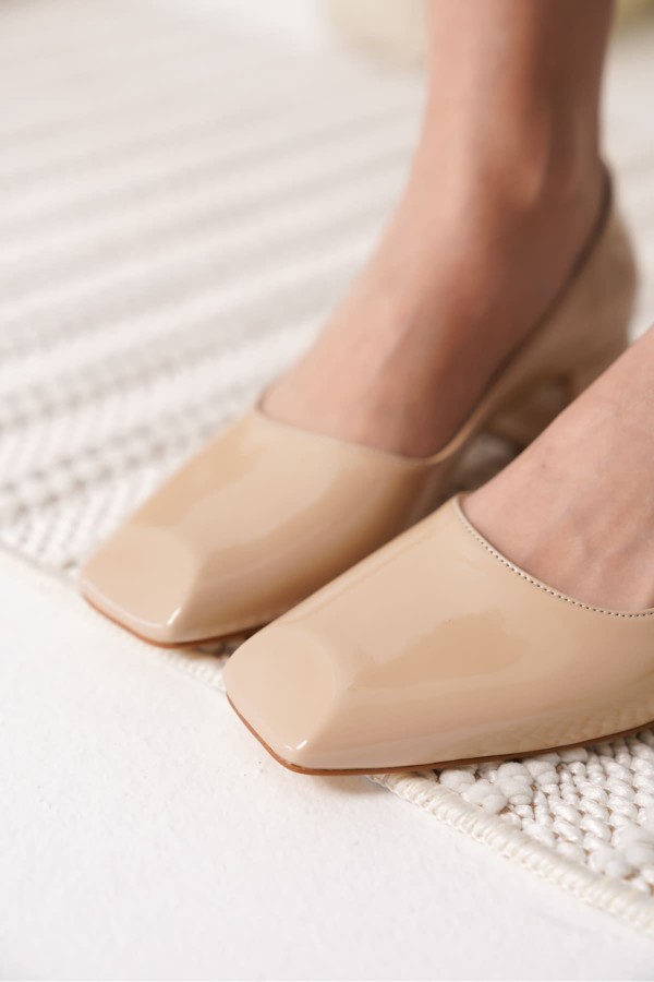 Nude Rugan Kadın Topuklu Ayakkabı TR18MS14B