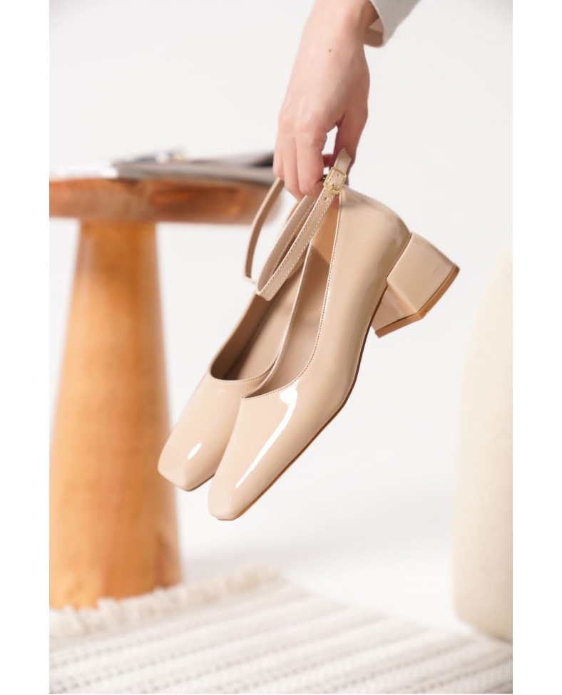 Bej Rugan Kadın Topuklu Ayakkabı TR18MS16B