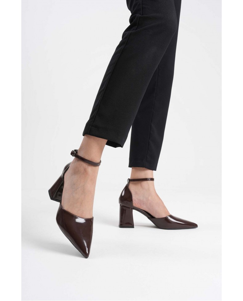 Acı Kahve Rugan Kadın Topuklu Ayakkabı TR08MS11C