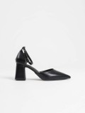 Siyah Cilt Kadın Topuklu Ayakkabı TR08MS11D