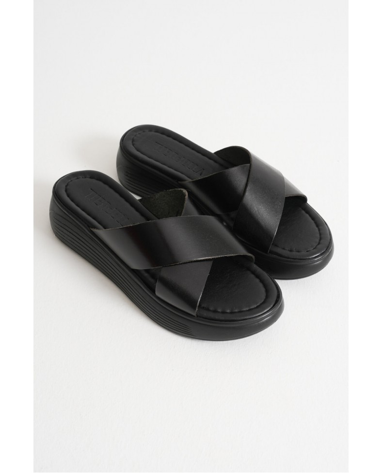 Siyah Hakiki Deri Terlik TR31MY53A