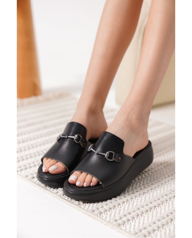 Siyah Hakiki Deri Terlik TR31MY62A