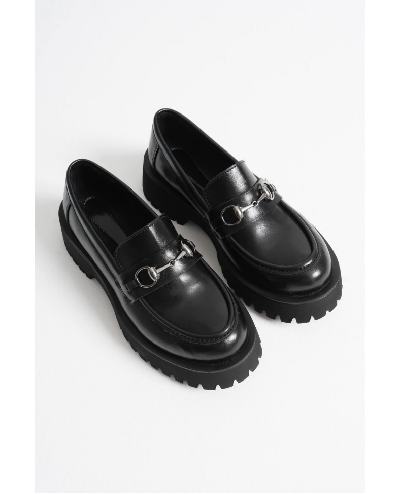 Toka Detaylı Siyah Günlük Loafer Ayakkabı TR10MS04A