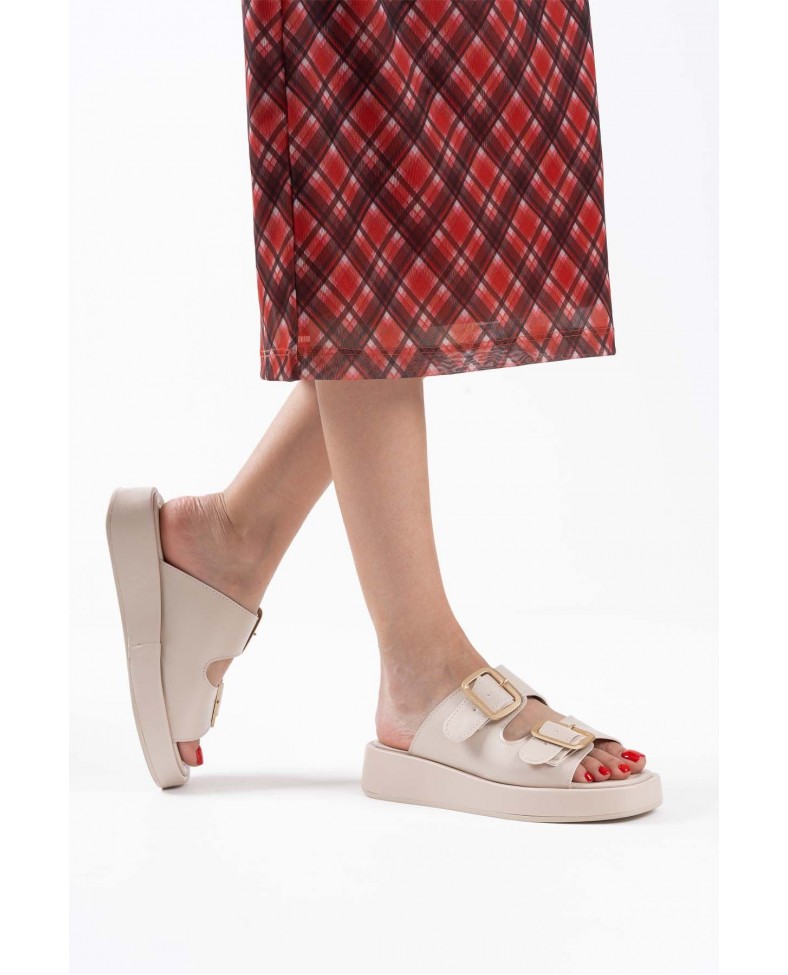 Bej Cilt Kadın Tokalı Terlik TR17MY01C