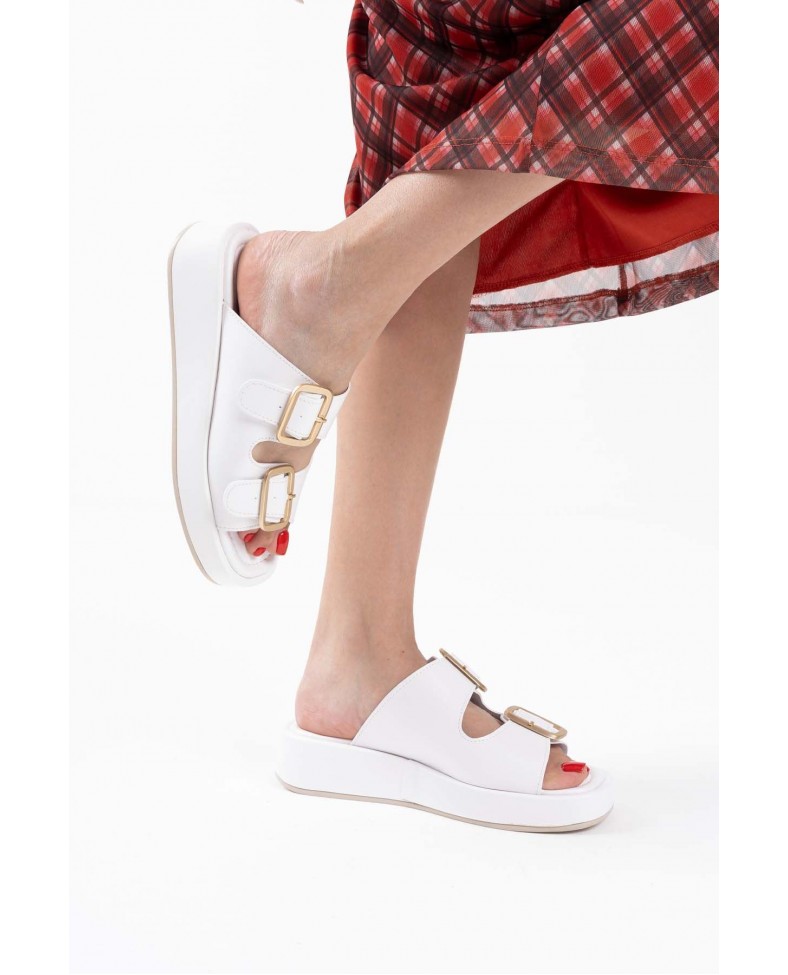 Beyaz Cilt Tokalı Terlik TR17MY01B