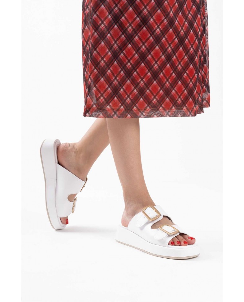 Beyaz Cilt Tokalı Terlik TR17MY01B