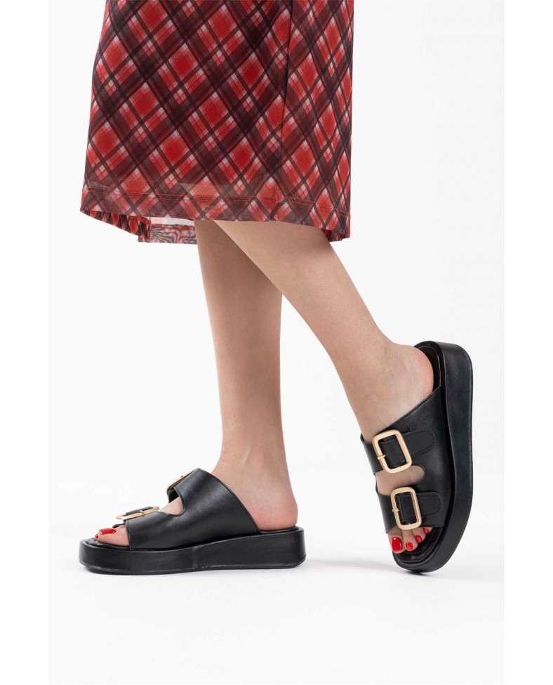 Siyah Cilt Tokalı Terlik TR17MY01A