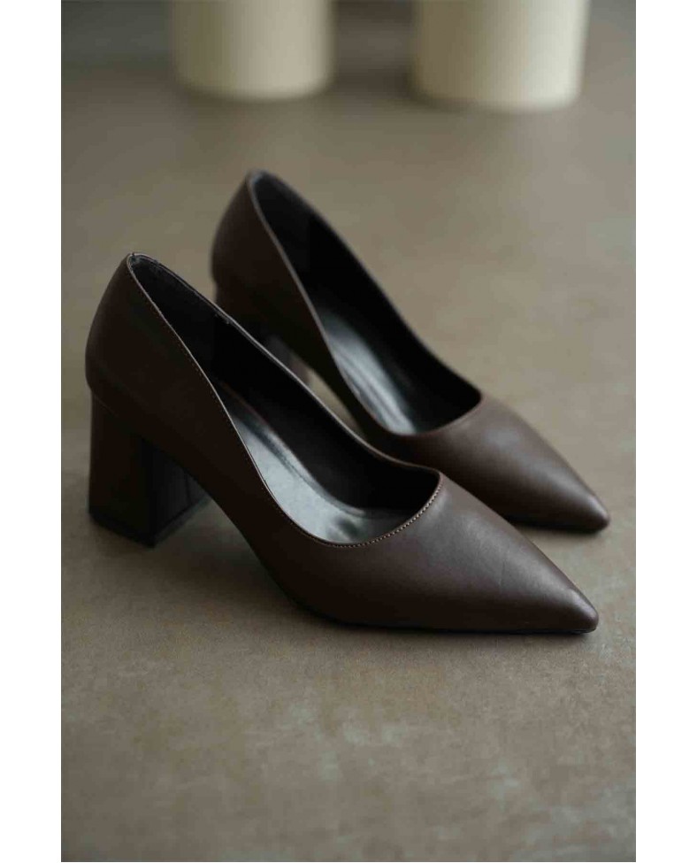 Acı Kahve Cilt Kadın Topuklu Ayakkabı TR08MS16C