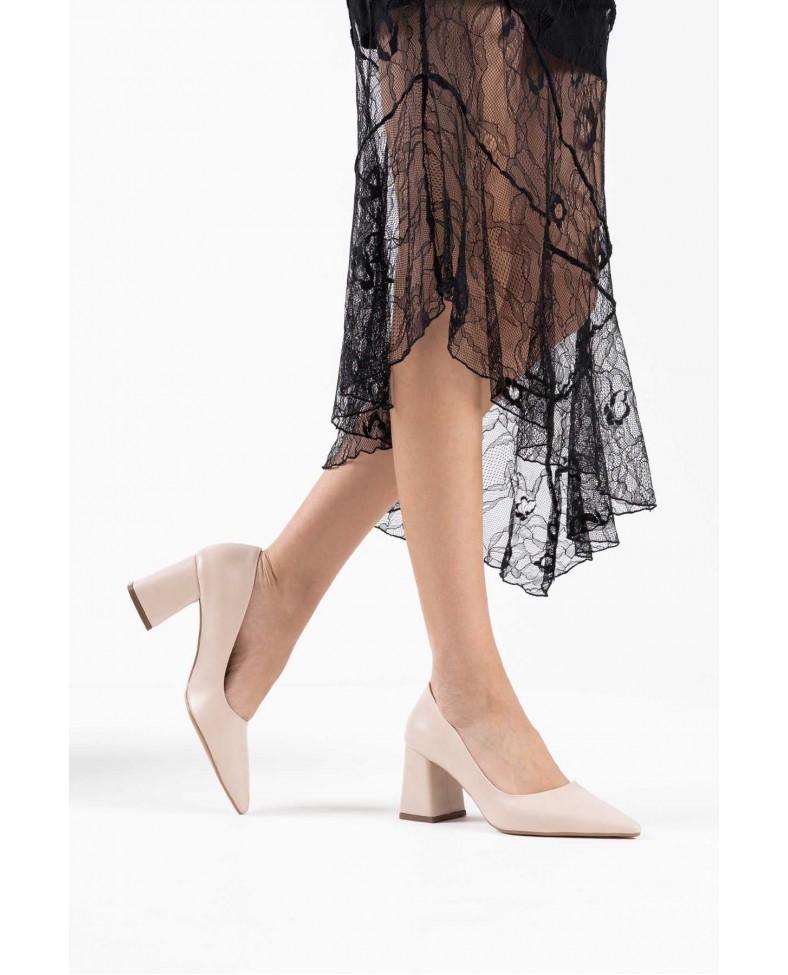 Bej Cilt Kadın Topuklu Ayakkabı TR08MS16B