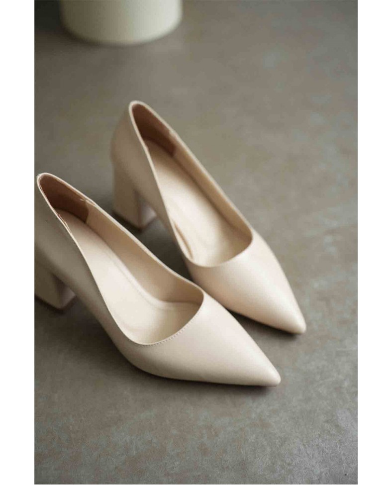 Bej Cilt Kadın Topuklu Ayakkabı TR08MS16B