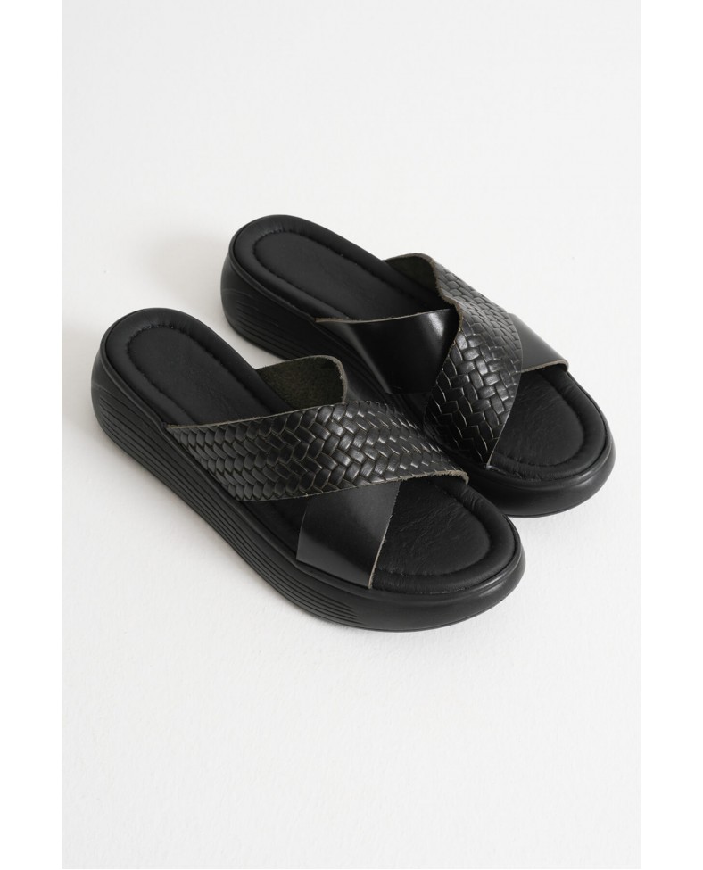 Siyah Hakiki Deri Terlik TR31MY53N