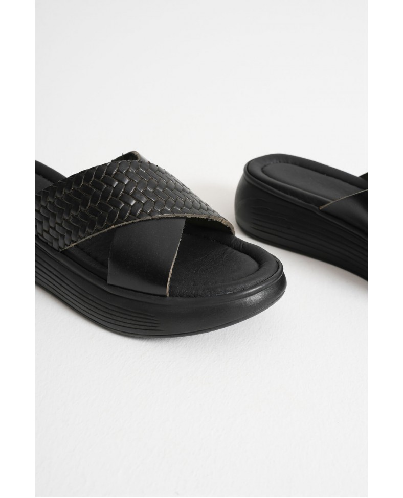 Siyah Hakiki Deri Terlik TR31MY53N