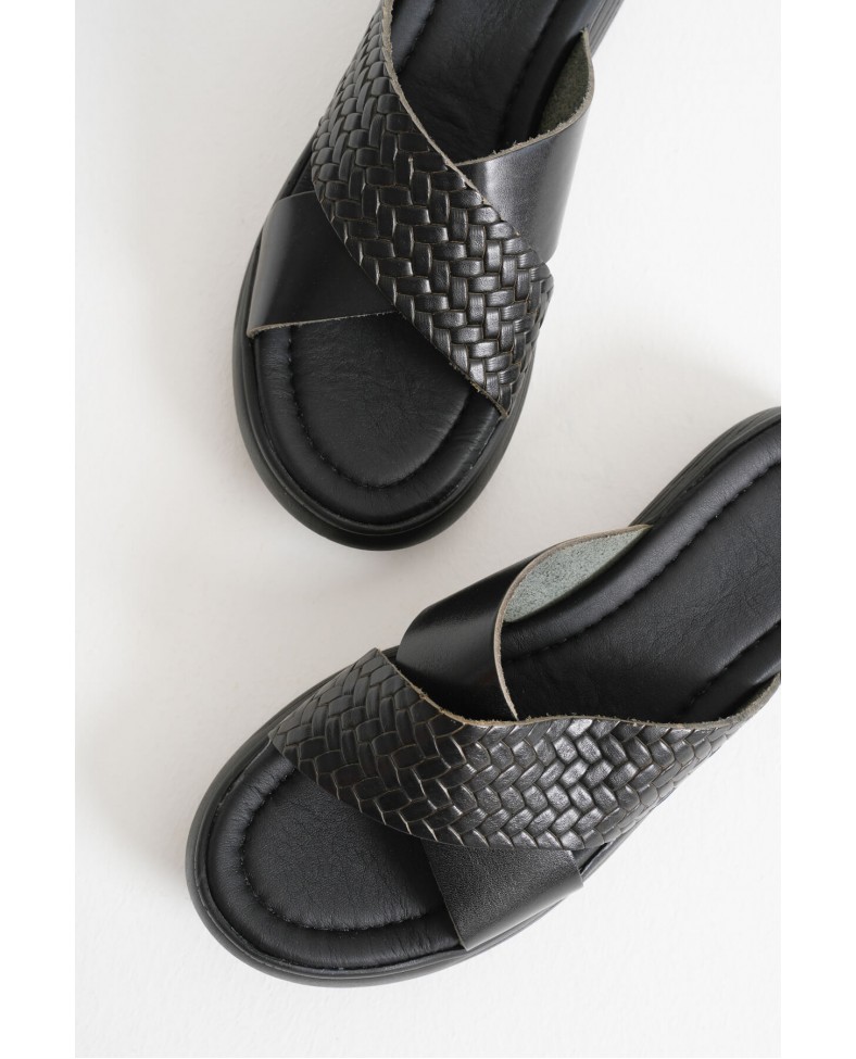 Siyah Hakiki Deri Terlik TR31MY53N