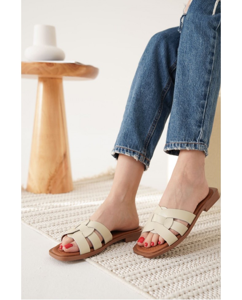 Bej Hakiki Deri Terlik TR31MY66C