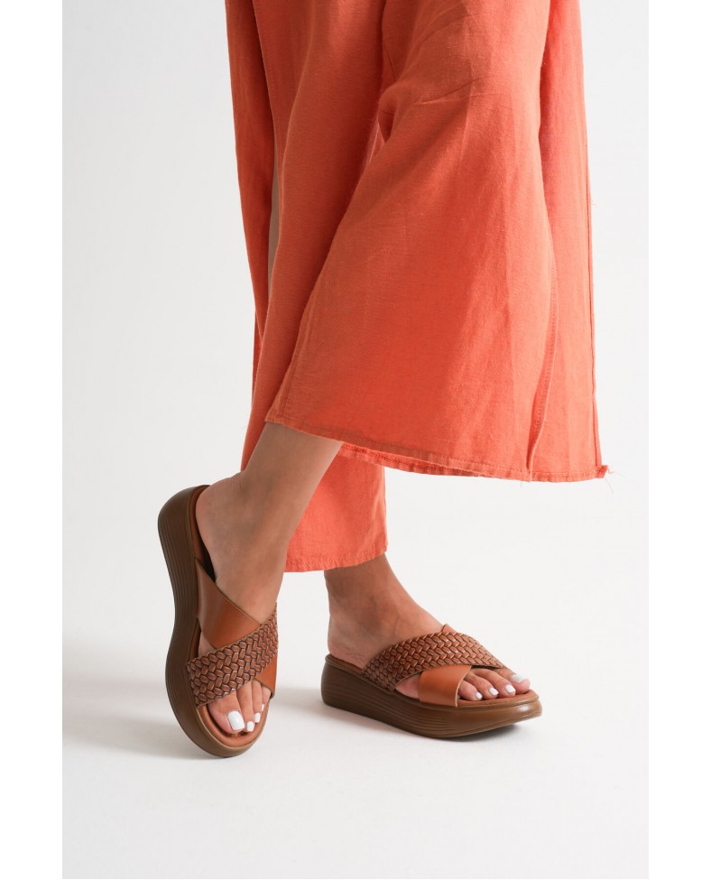 Taba Örgü Desenli Hakiki Deri Terlik TR31MY53L