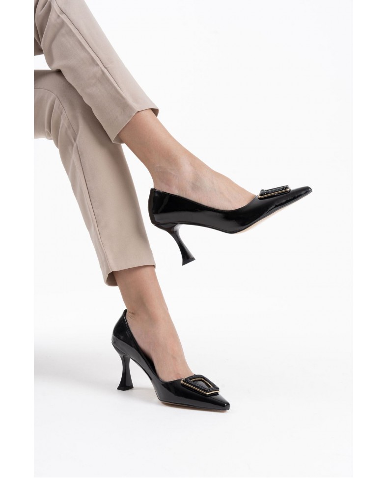 Kadın Siyah Rugan Ayakkabı TR08MS09A