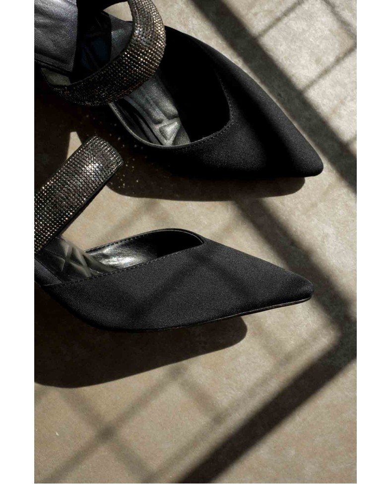 Topuklu Siyah Kadın Terlik TR08MS13A