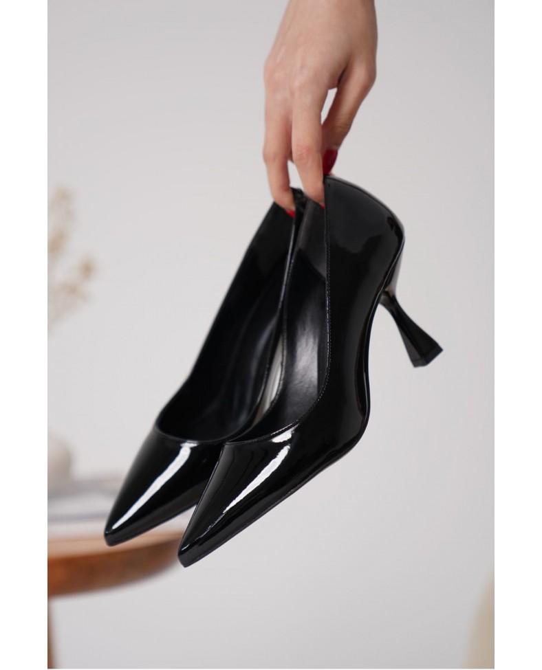 Siyah Rugan Kadın Stiletto TR18MS01A