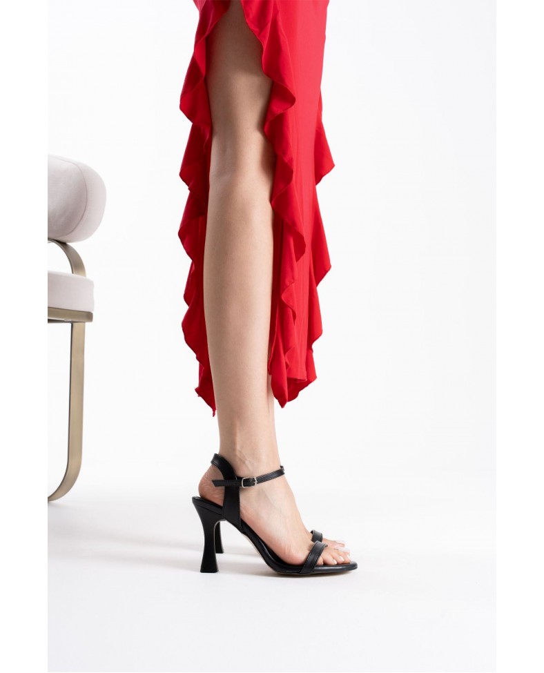 Kadın Siyah Tek Bant Sandalet TR20MY10A