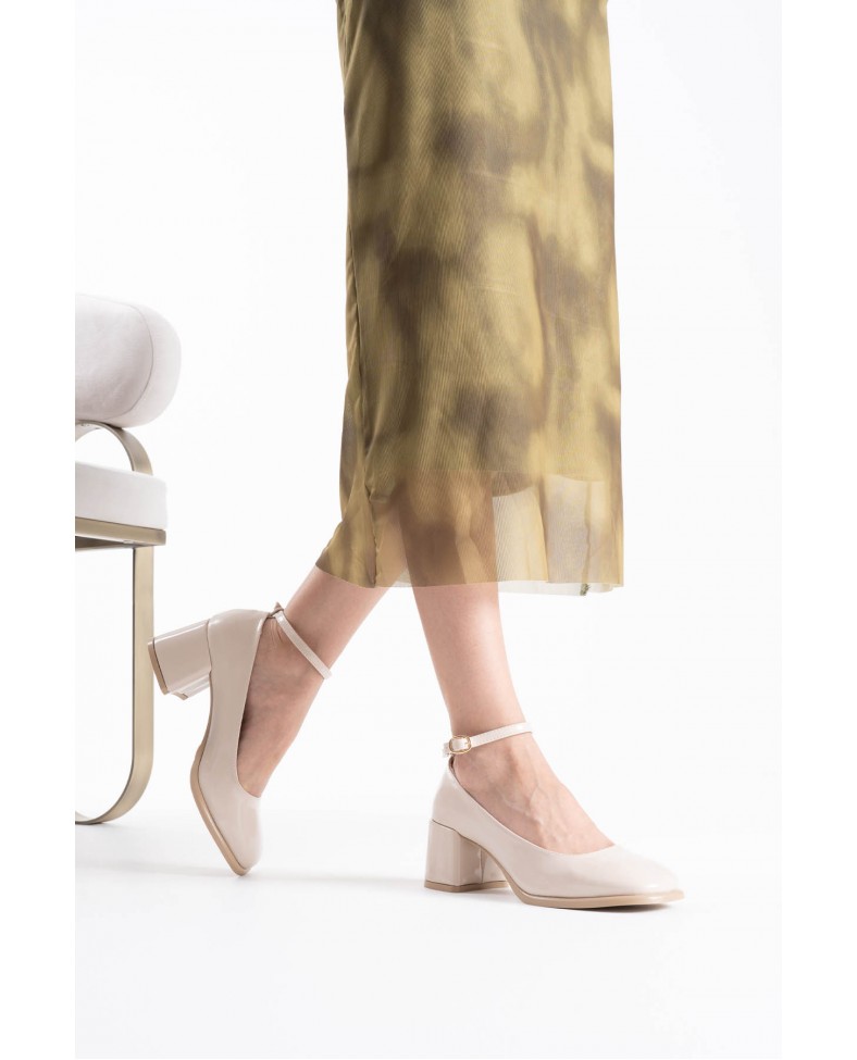 Bej Rugan Kadın Topuklu Ayakkabı TR02MS01D