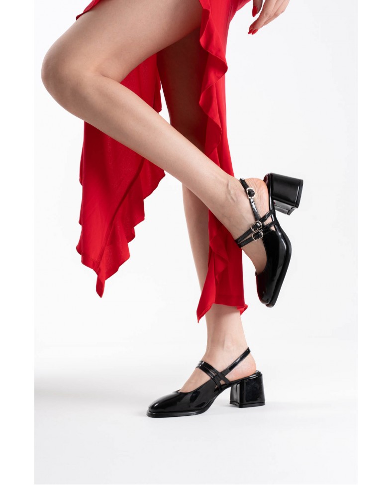 Siyah Rugan Kadın Topuklu Ayakkabı TR02MS03A