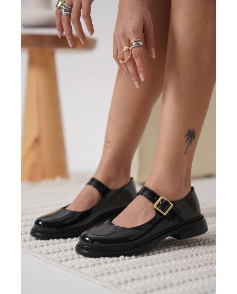 Siyah Rugan Toka Detaylı Mary Jane Ayakkabı TR09MS01A