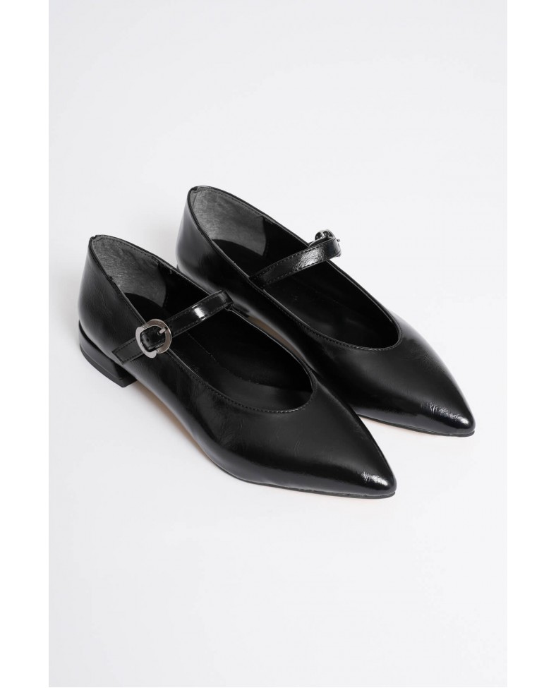 Kadın Siyah Günlük Kısa Topuklu Ayakkabı TR23MS01A