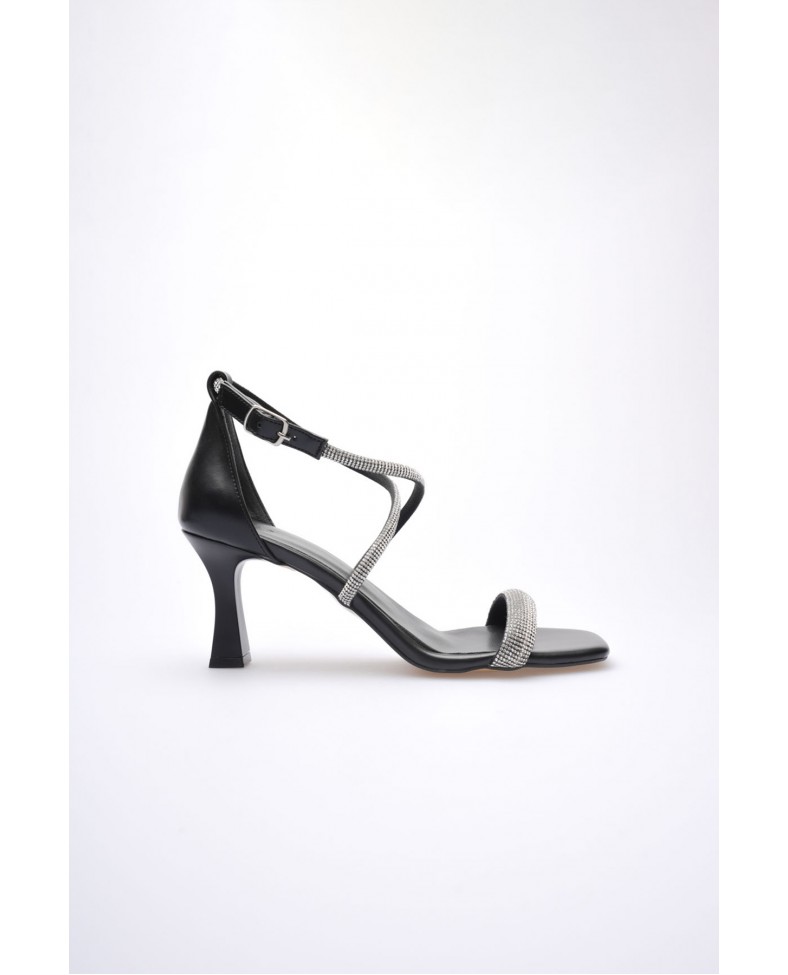 Siyah Kadın Topuklu Sandalet TR12MY03A