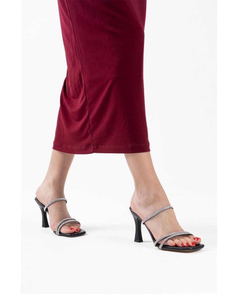 Siyah Taşlı İnce Bantlı Kadın Topuklu Terlik TR20MY01A