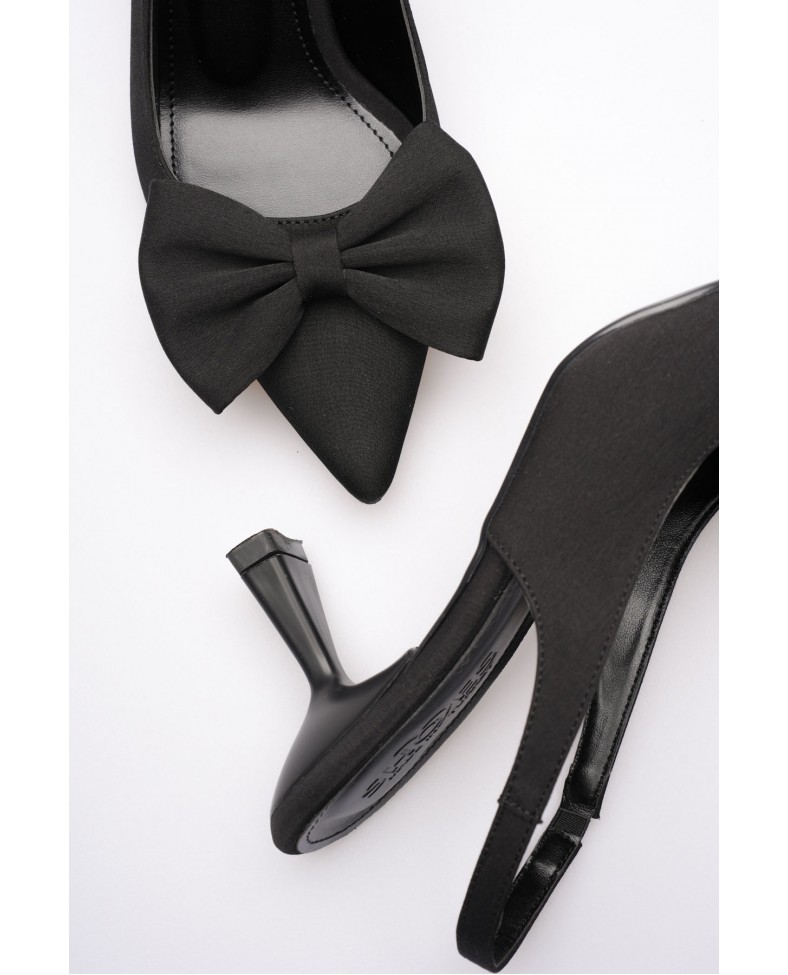 Siyah Fiyonklu Kitten Topuklu Slingback Kadın Ayakkabı TR08MS24A